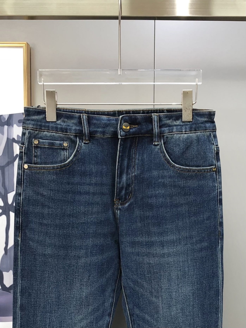 F**di jeans
